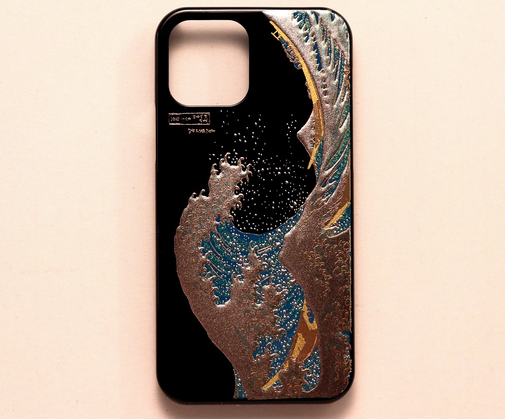 【Pre-order】- Embossed Maki-e iPhone14 Case (The Great Wave) (deliver around 3 weeks after purchase)